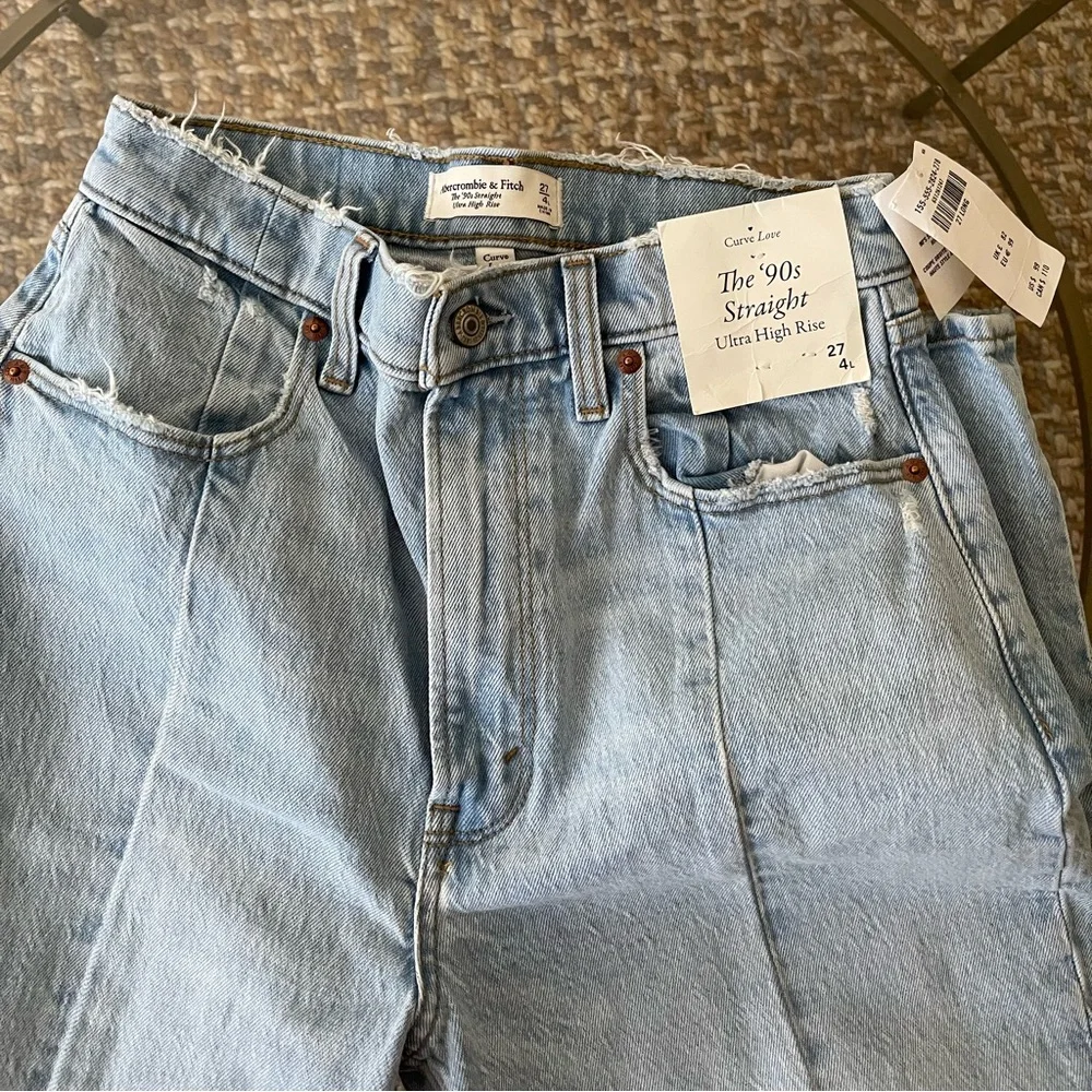 abercrombie and fitch curve love the 90s straight ultra high rise jeans - Picture 11 of 11
